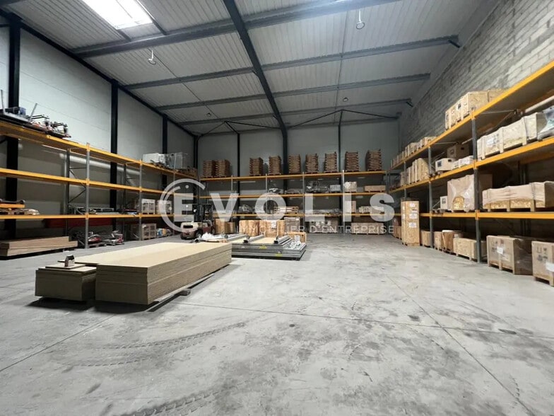 Office in Les Pavillons-sous-Bois for lease - Interior Photo - Image 2 of 10