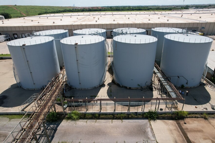 2400 S Council Rd, Oklahoma City, OK for sale - Building Photo - Image 3 of 6