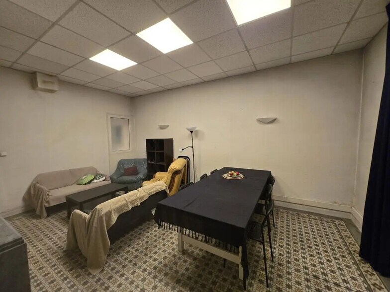 Office in Toulon for lease - Building Photo - Image 2 of 5