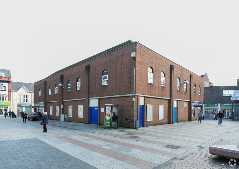 Market Sq, Merthyr Tydfil for lease - Building Photo - Image 2 of 2