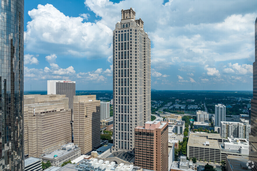 191 Peachtree St NE, Atlanta, GA for lease - Building Photo - Image 2 of 31