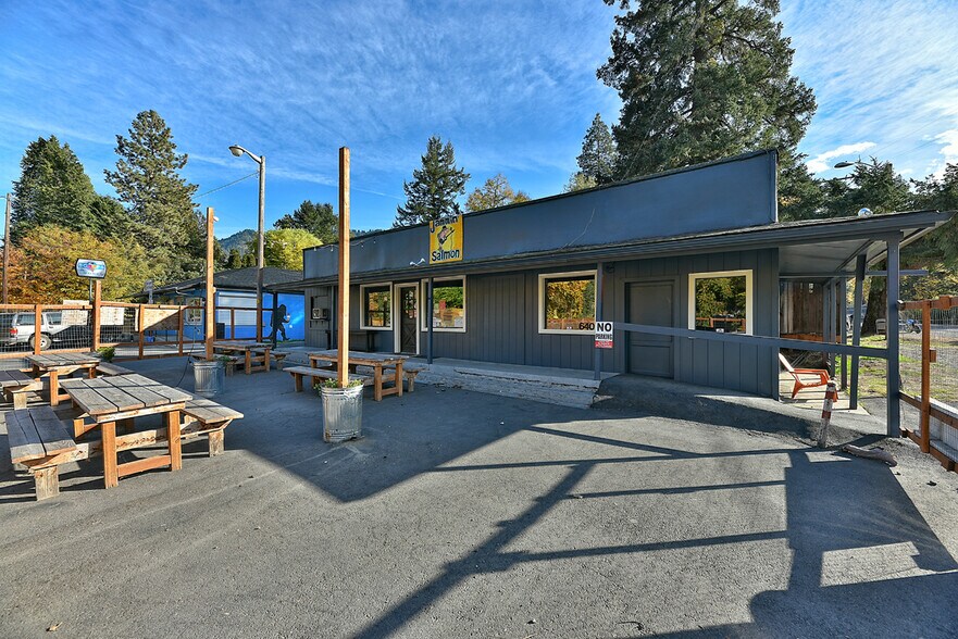 6401 Rogue River Hwy, Grants Pass, OR 97527