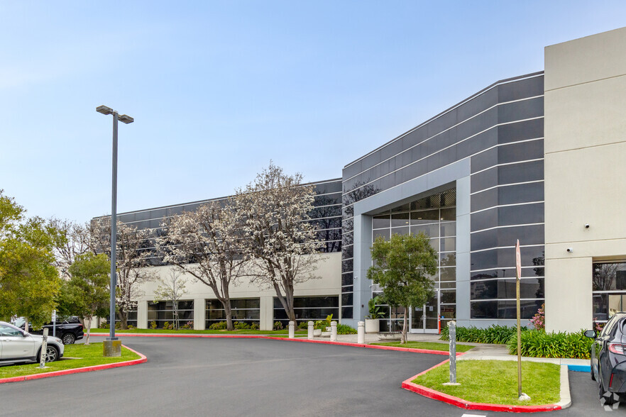 1424-1436 California Cir, Milpitas, CA for lease - Building Photo - Image 1 of 6