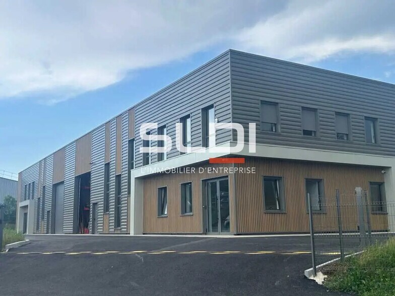 Flex in Trévoux for lease - Building Photo - Image 1 of 4