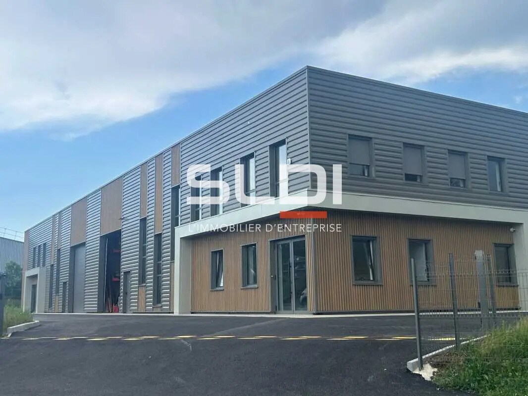 Flex in Trévoux for lease Building Photo- Image 1 of 5