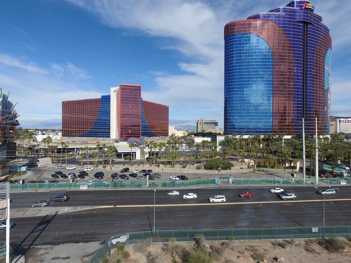 3685 W Flamingo Rd, Las Vegas, NV 89103 - SEC Flamingo & Valley View