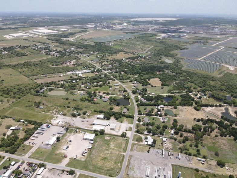 4331 Cement Valley Rd, Midlothian, TX for sale - Building Photo - Image 2 of 27