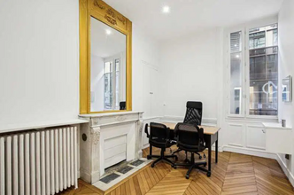 Office in Paris for lease Interior Photo- Image 1 of 8