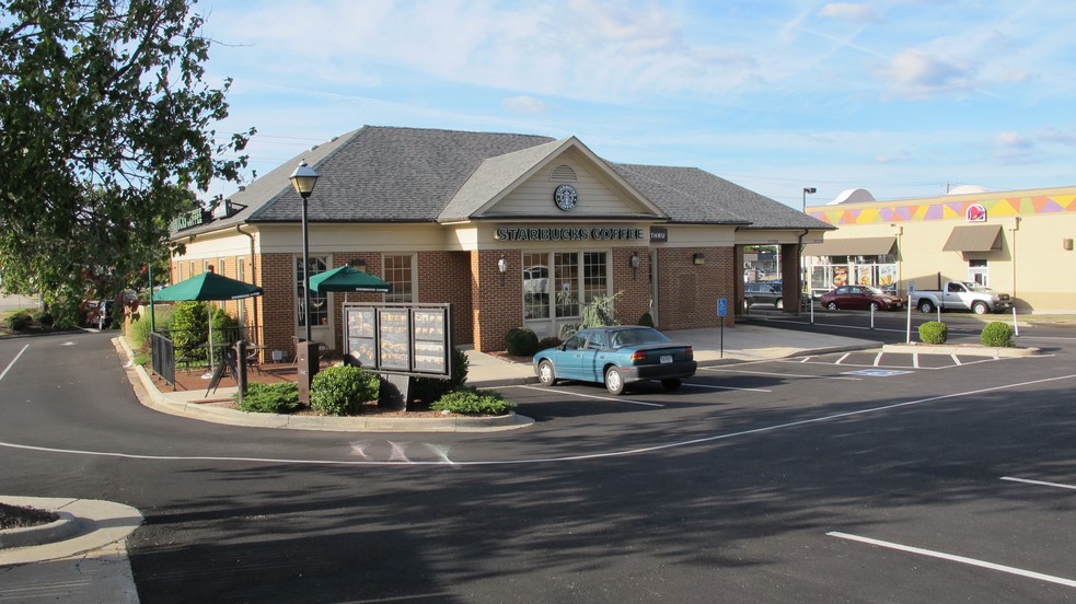 5200-5260 Oaklawn Blvd, Hopewell, VA for lease - Building Photo - Image 3 of 10