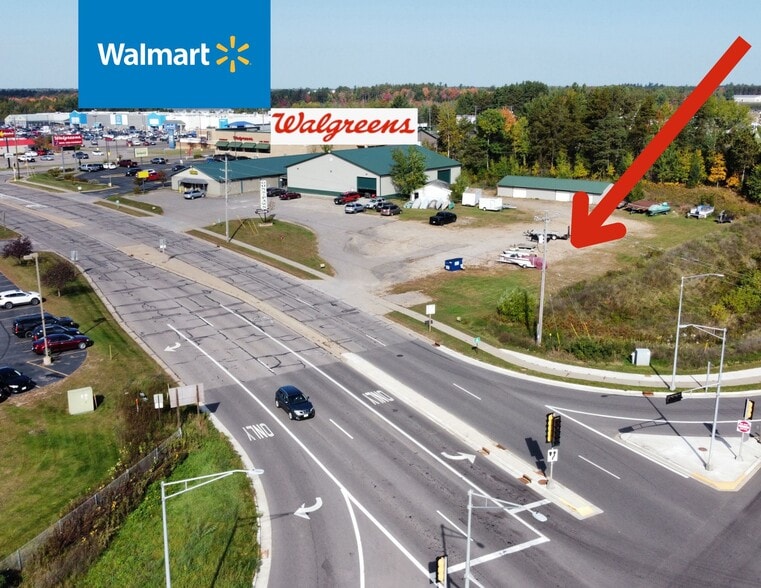 2267 Lincoln St, Rhinelander, WI for sale - Building Photo - Image 1 of 3