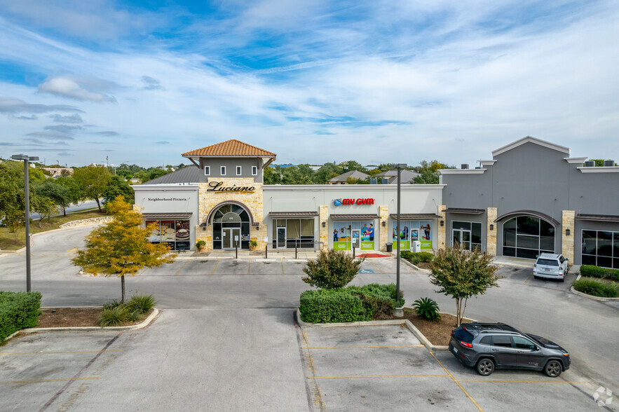 15614 Huebner Rd, San Antonio, TX for lease - Building Photo - Image 3 of 7