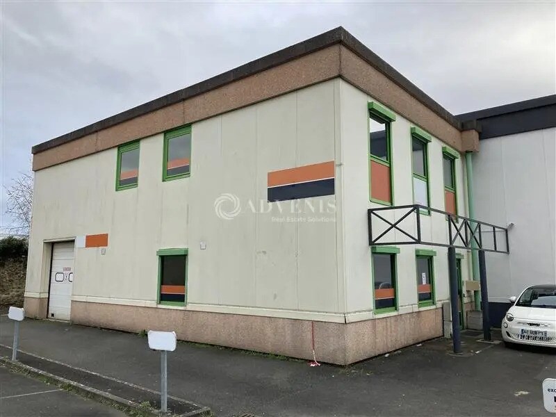 Office in Le Mans for lease Building Photo- Image 1 of 3
