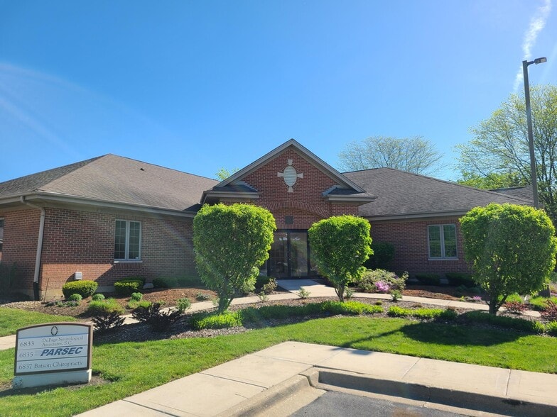 6833-6837 S Kingery Hwy, Willowbrook, IL for lease - Building Photo - Image 2 of 5