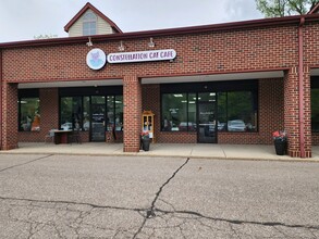 3320 E Lake Lansing Rd, East Lansing, MI for lease Building Photo- Image 1 of 1