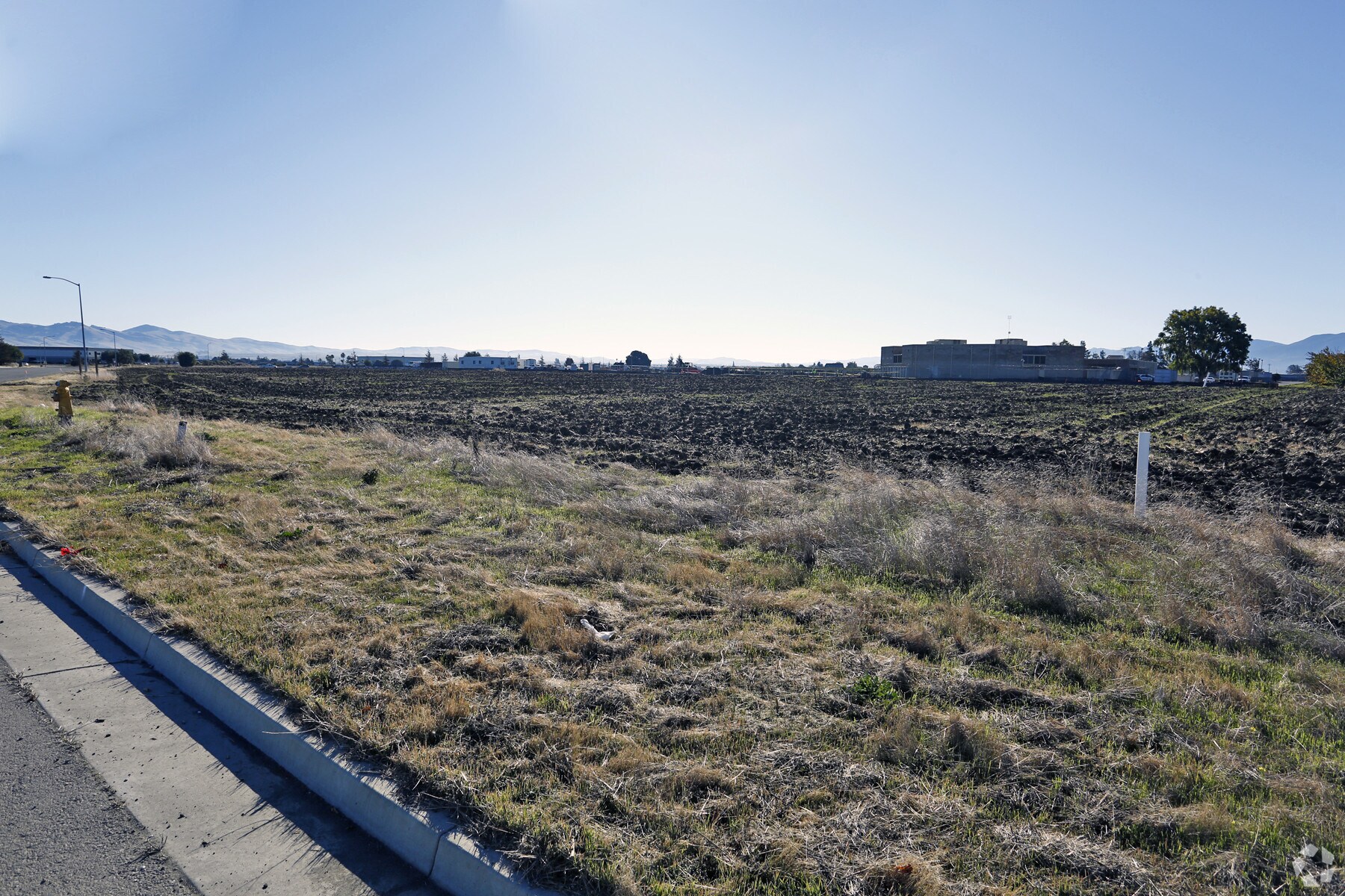 1940 Airway Dr, Hollister, CA for sale Building Photo- Image 1 of 1