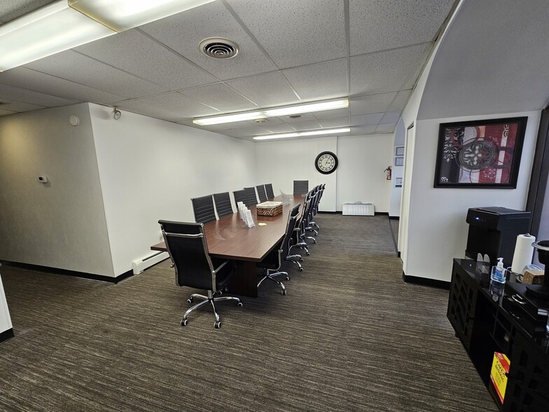 17 N 23rd St, Reading, PA for sale - Interior Photo - Image 3 of 7