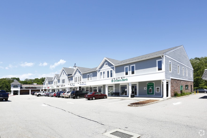 15-19 Chesterfield Rd, East Lyme, CT for lease - Building Photo - Image 1 of 9