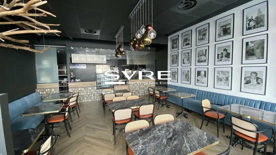 Retail in La Ciotat for lease - Interior Photo - Image 3 of 7