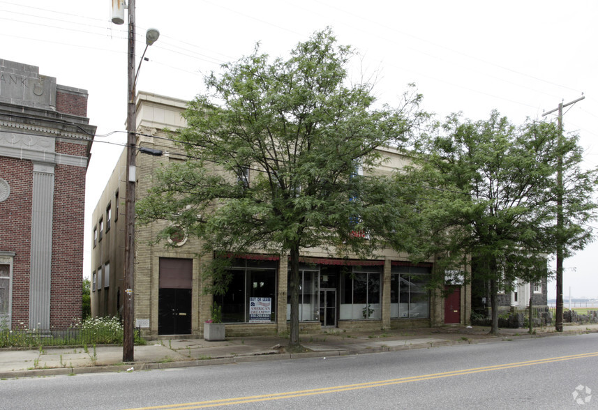 180 W Main St, Penns Grove, NJ for sale - Primary Photo - Image 1 of 1