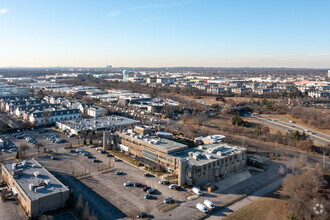 1000 Stewart Ave, Garden City, NY - aerial  map view