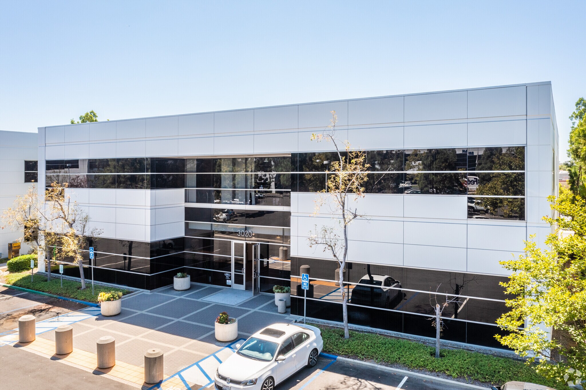 30103070 Saturn St, Brea, CA 92821 Brea Corporate Park