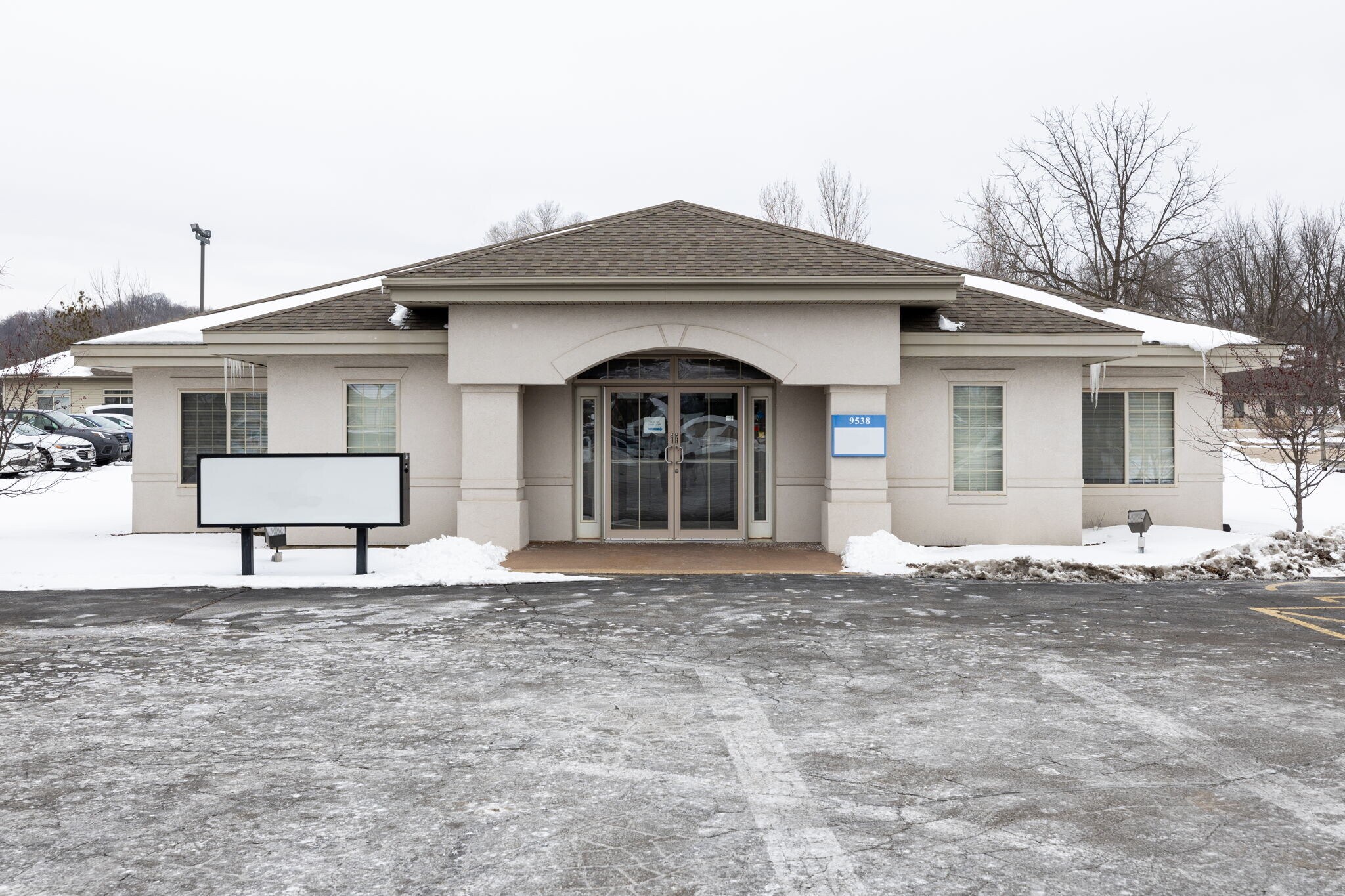 9538 E 16 Frontage Rd, Onalaska, WI for sale Primary Photo- Image 1 of 1