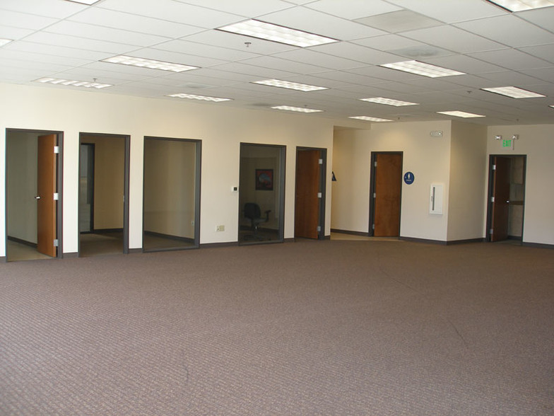 6650 Echo Ave, Reno, NV for lease - Interior Photo - Image 2 of 5