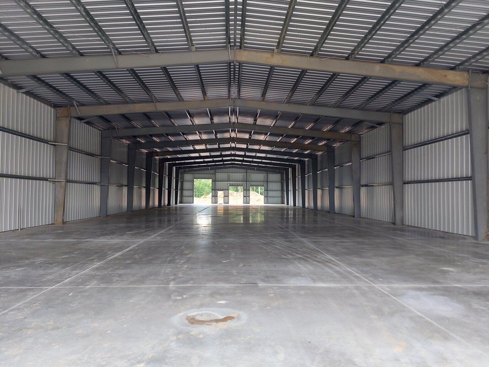 101 Business Park Rd, Bristol, CT for sale Primary Photo- Image 1 of 1