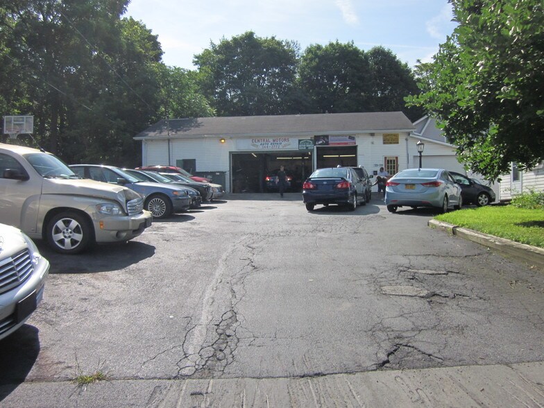 125 Sprague Ave, Middletown, NY for sale - Building Photo - Image 1 of 1