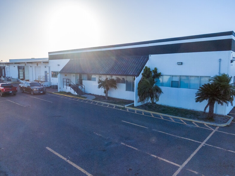 9010 S Cage Blvd, Pharr, TX for sale - Building Photo - Image 2 of 17