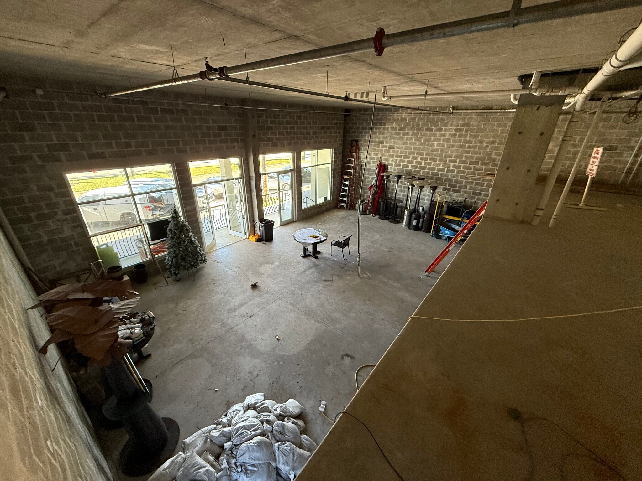 128 S Beach St, Daytona Beach, FL for lease Building Photo- Image 1 of 9