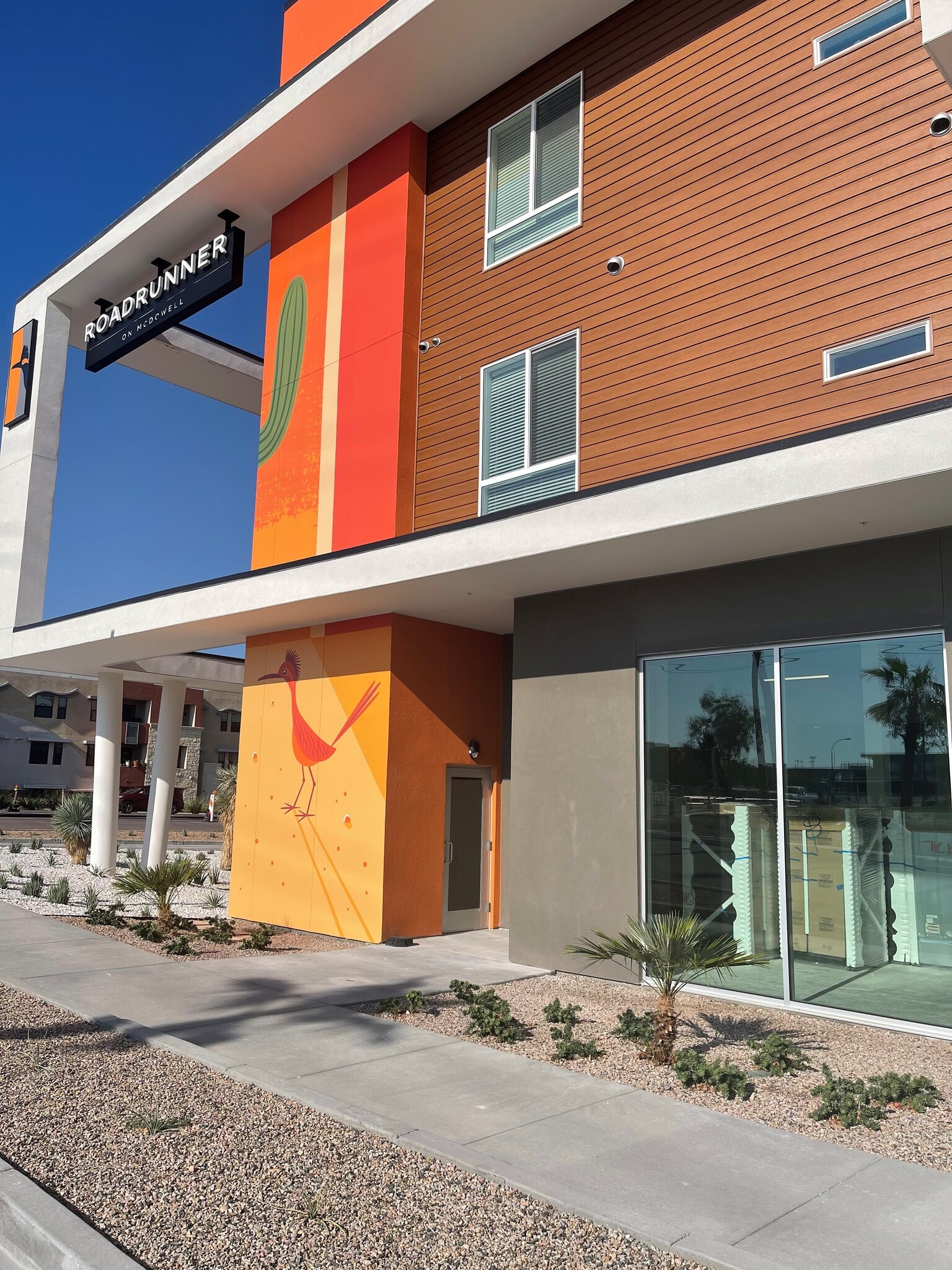 6601 E McDowell Rd, Scottsdale, AZ 85257 Roadrunner on McDowell