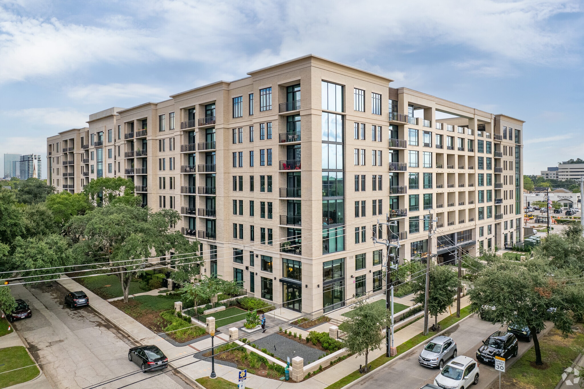 3750 Westheimer Rd, Houston, TX for lease Building Photo- Image 1 of 3