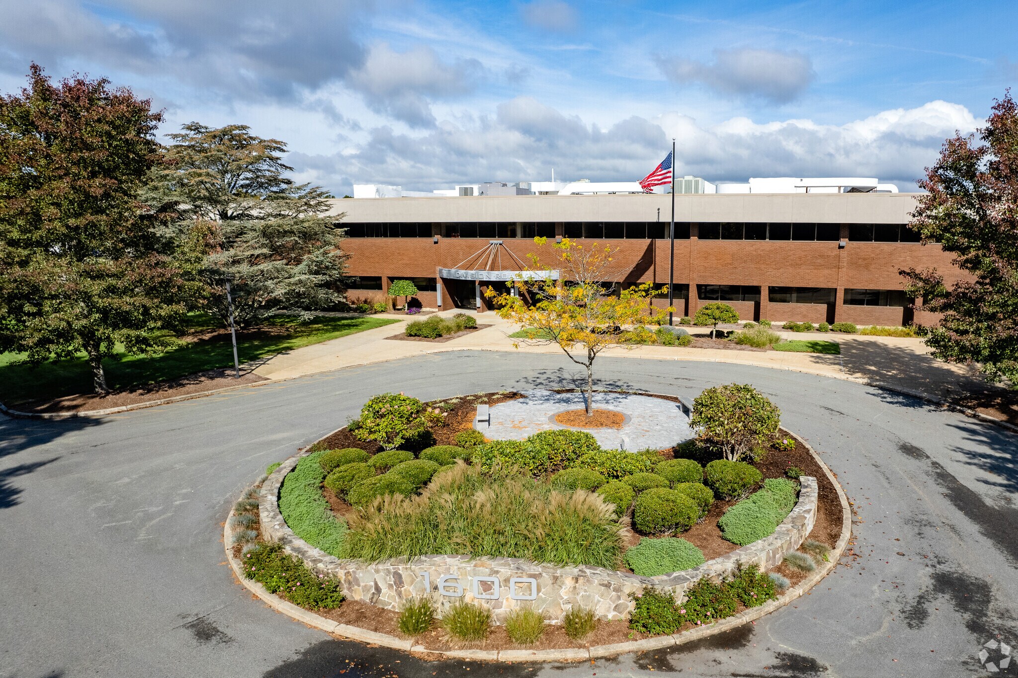 1600 Division Rd, West Warwick, RI 02893 Office Space