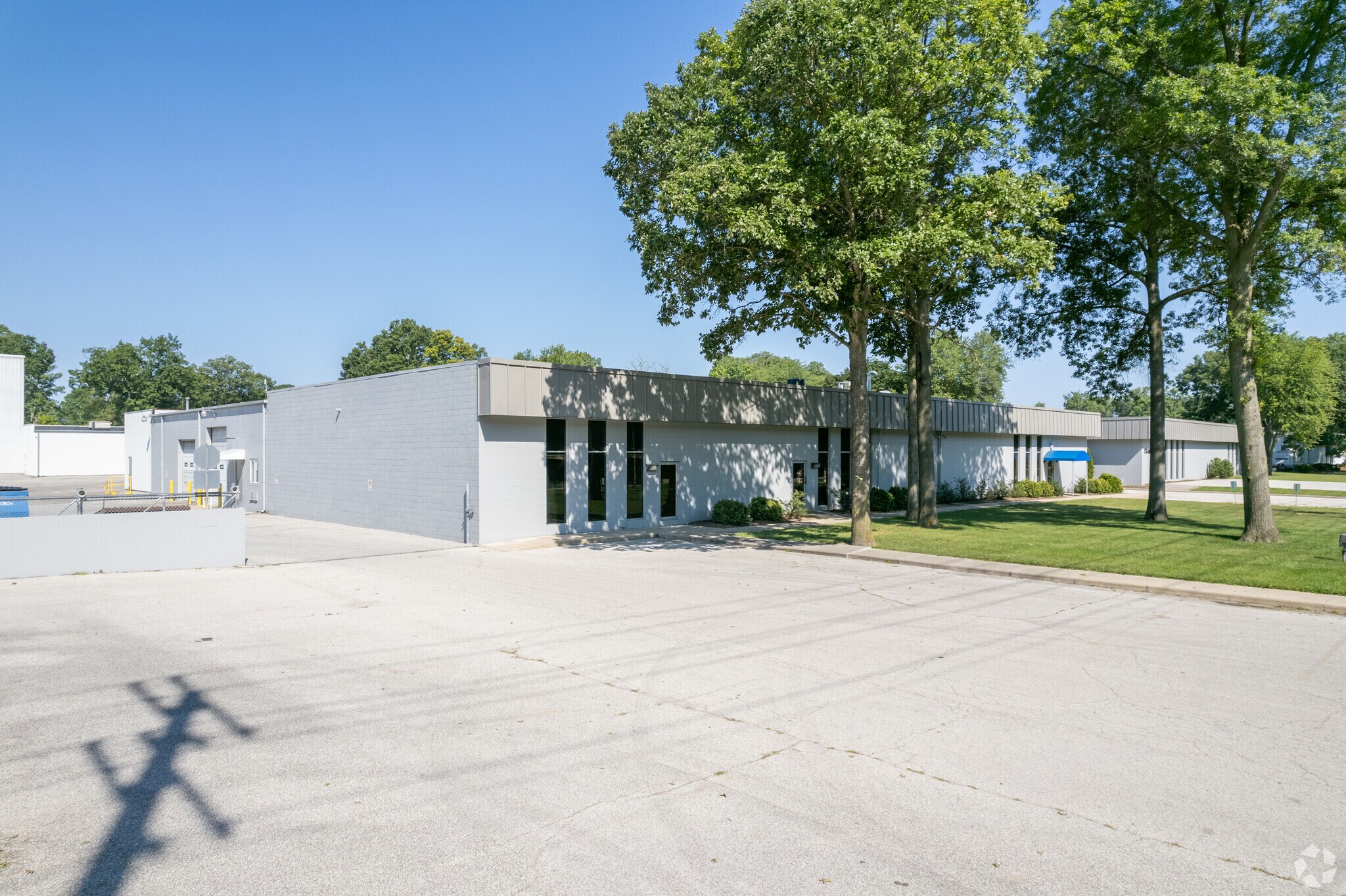 1740 Eber Rd, Holland, OH for sale Primary Photo- Image 1 of 1