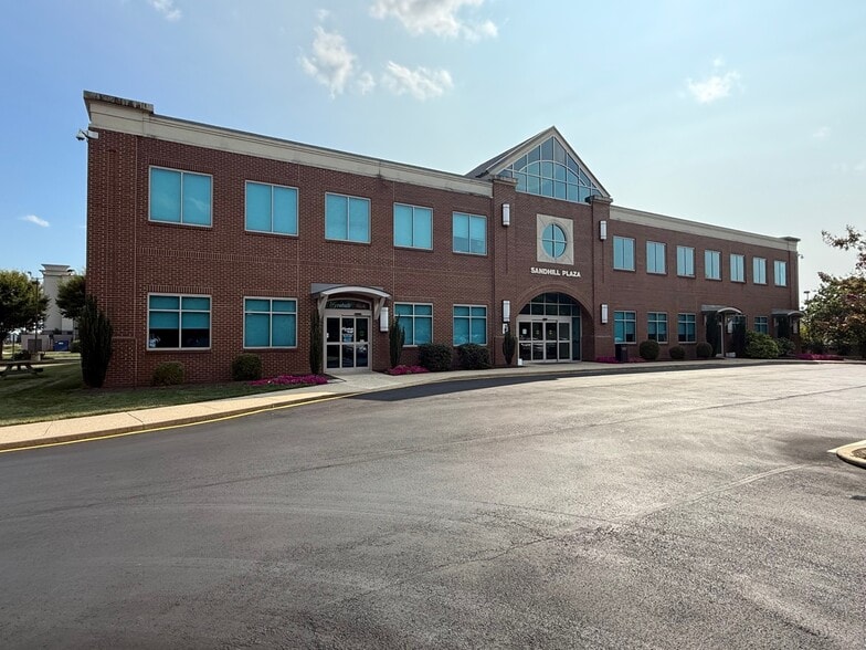 118 Sandhill Dr, Middletown, DE for lease - Building Photo - Image 1 of 2