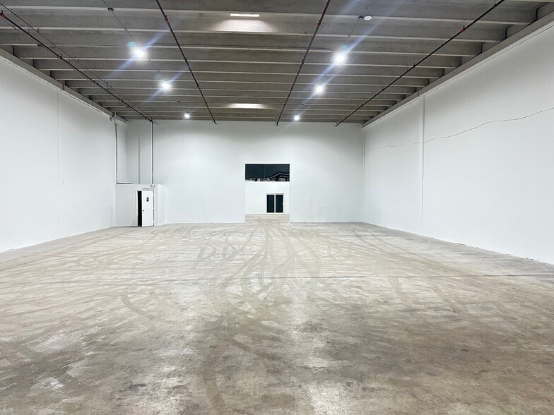 3300-3390 SW 13th Ave, Fort Lauderdale, FL for lease - Building Photo - Image 2 of 7