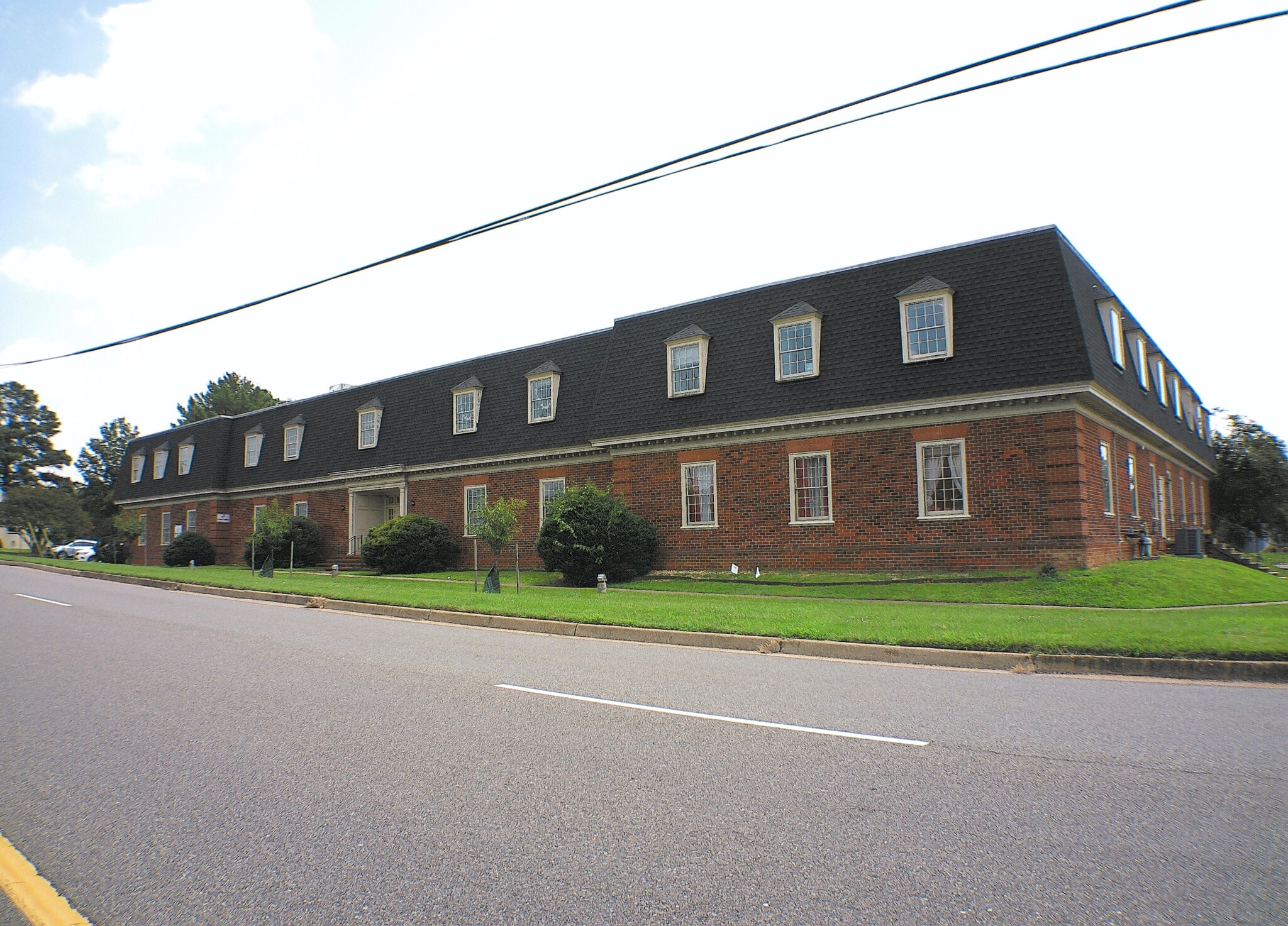 2819 N Parham Rd, Richmond, VA for lease Building Photo- Image 1 of 4