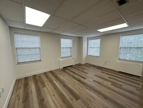 5721 Dragon Way, Cincinnati, OH for lease Interior Photo- Image 1 of 1