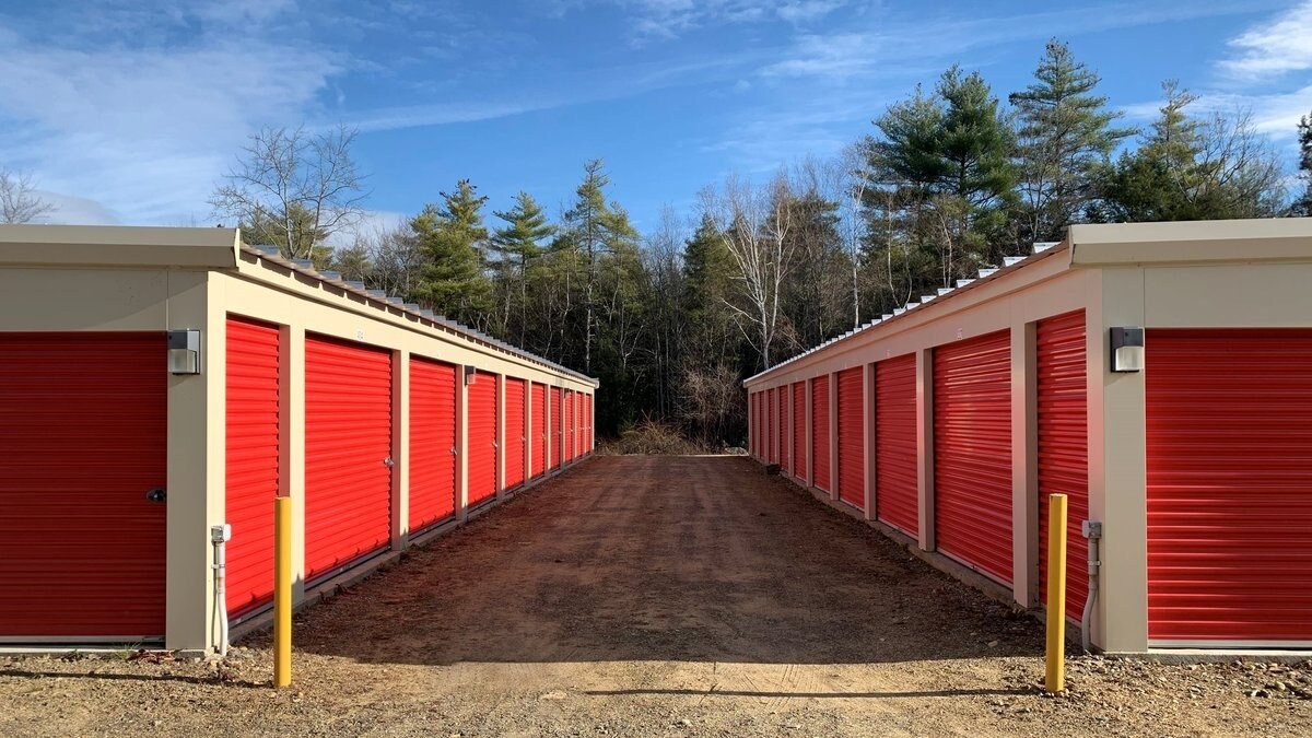 1060 1st NH Tpke, Northwood, NH 03261