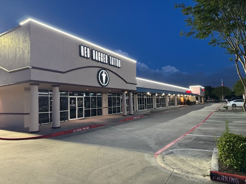 6719 Fairmont Pky, Pasadena, TX for lease - Building Photo - Image 2 of 12