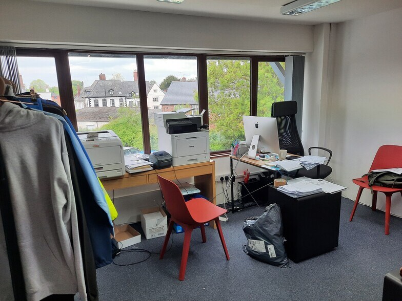 Millpond St, Ross On Wye, HR9 7AP JS Carpets