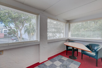 8 SE 8th St, Fort Lauderdale, FL for lease Interior Photo- Image 2 of 26