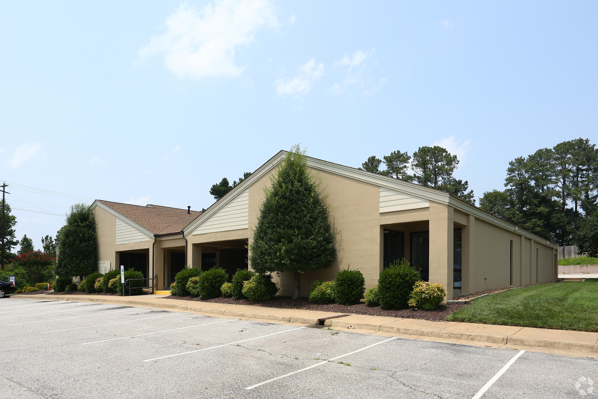 2801 Boulevard, Colonial Heights, VA for sale Primary Photo- Image 1 of 1