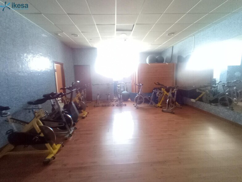 Retail in Aljaraque for sale - Building Photo - Image 1 of 10