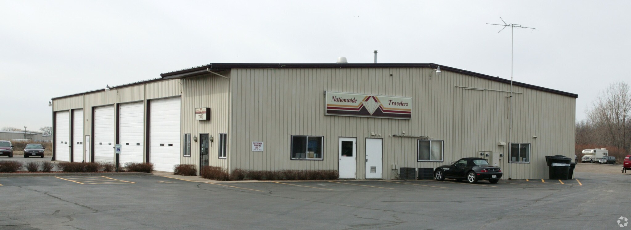 1103 S Lynndale Dr, Appleton, WI for sale Building Photo- Image 1 of 1