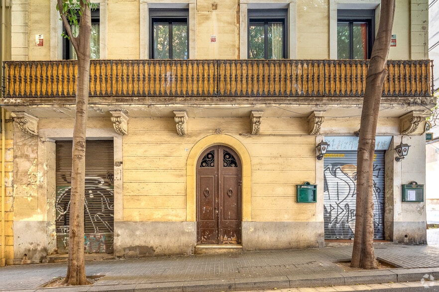 3 espacios en venta portfolio of 2 properties for sale on LoopNet.com - Building Photo - Image 3 of 12