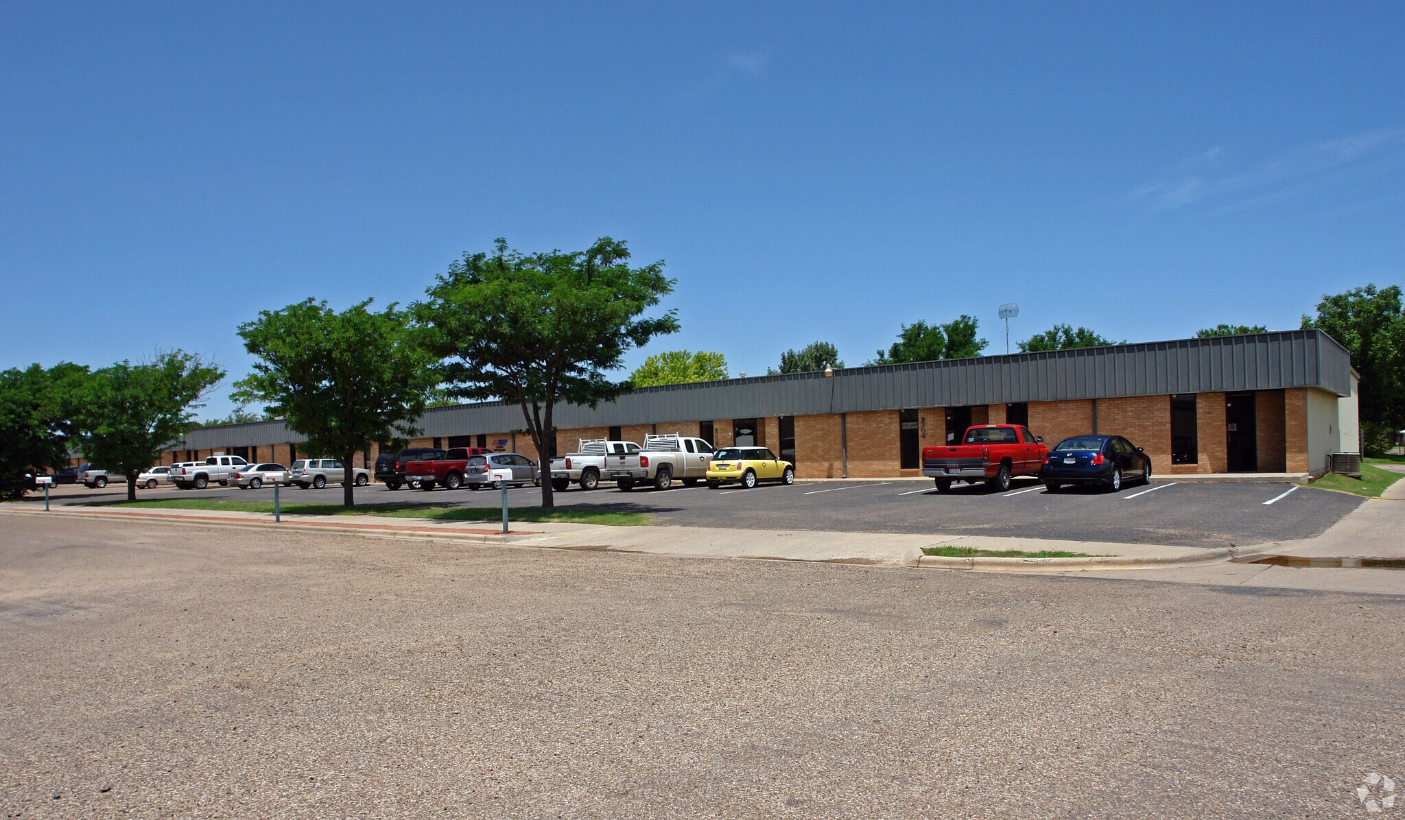 5712-5724 40th St, Lubbock, TX for sale Primary Photo- Image 1 of 1
