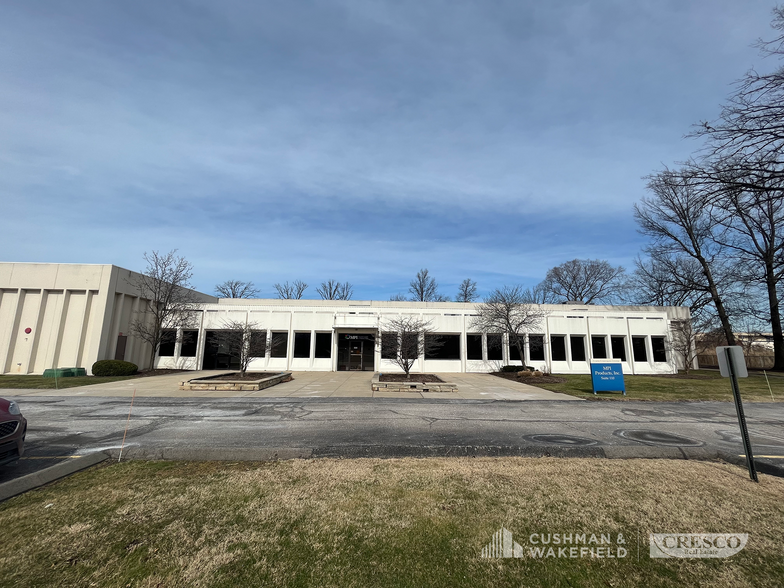 34929 Curtis Blvd, Eastlake, OH for sale - Building Photo - Image 3 of 15