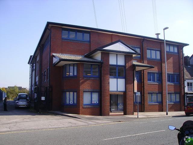 12 Westport Rd, Stoke On Trent for lease - Building Photo - Image 2 of 4